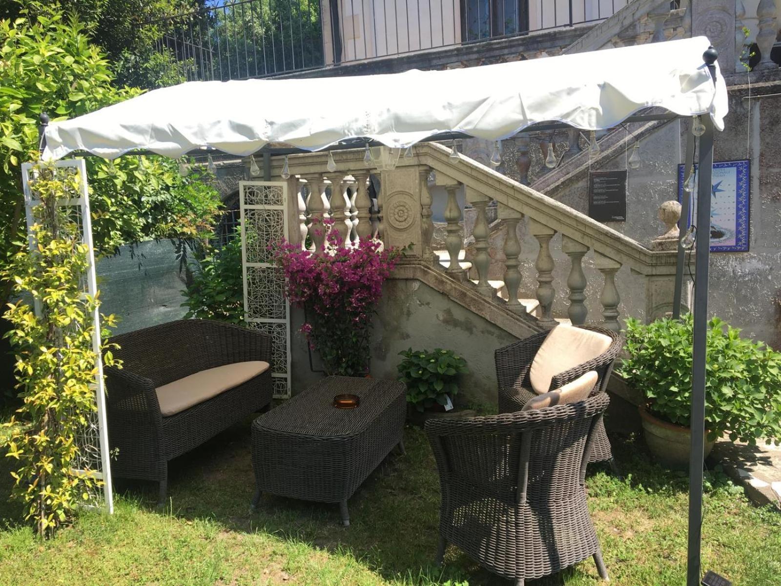 Villa Gabriella B&B - Apartments Венеция Лидо Екстериор снимка