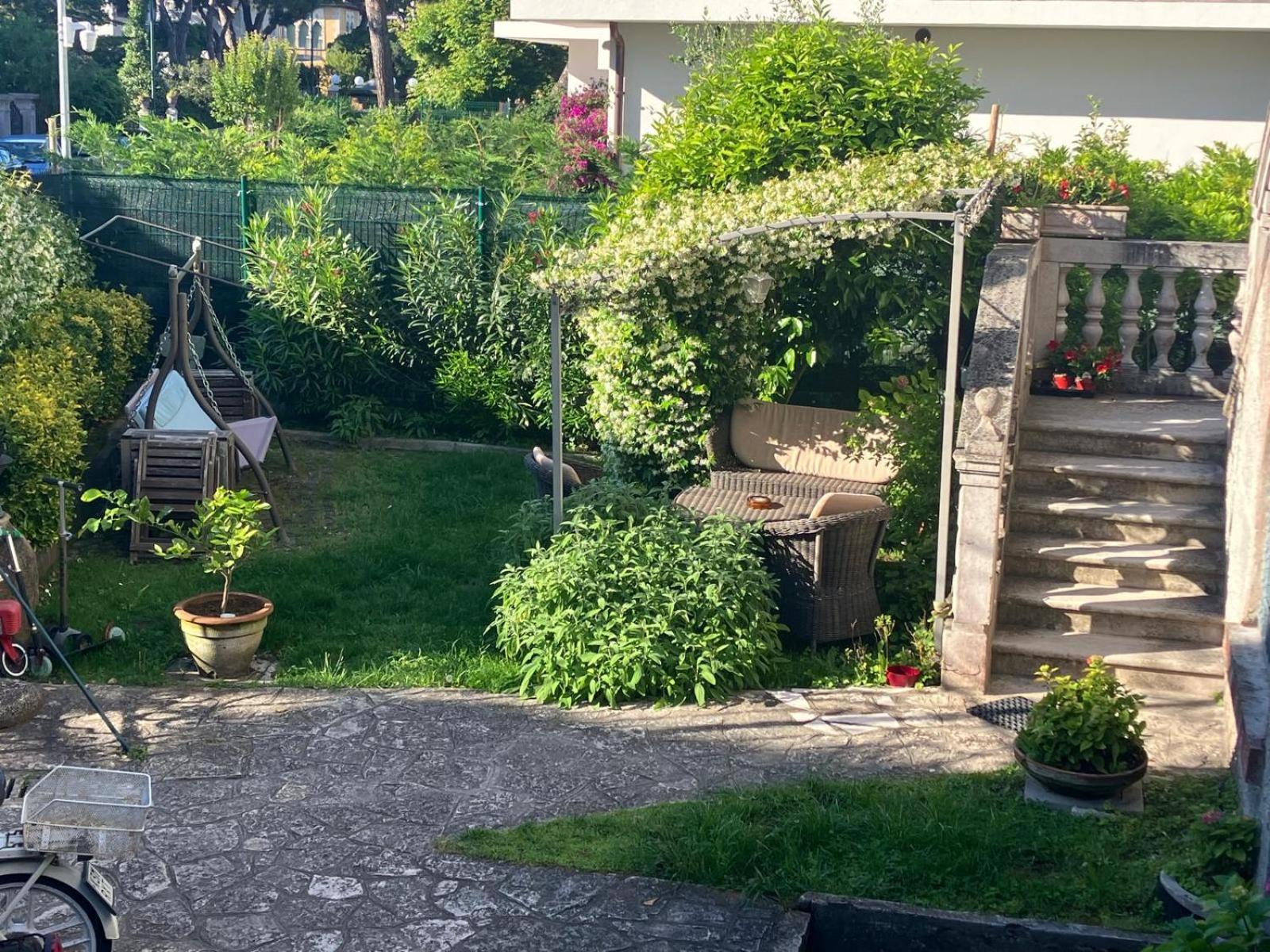 Villa Gabriella B&B - Apartments Венеция Лидо Екстериор снимка